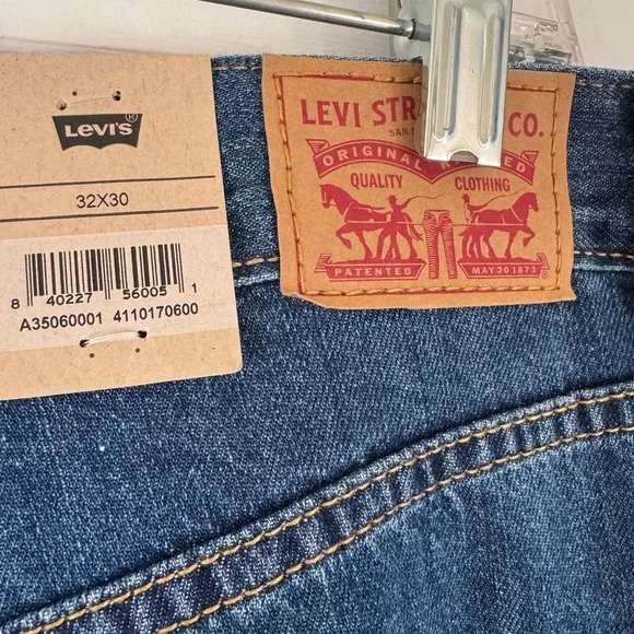 BOGO Levi’s Women’s Jeans - Picture 6 of 11